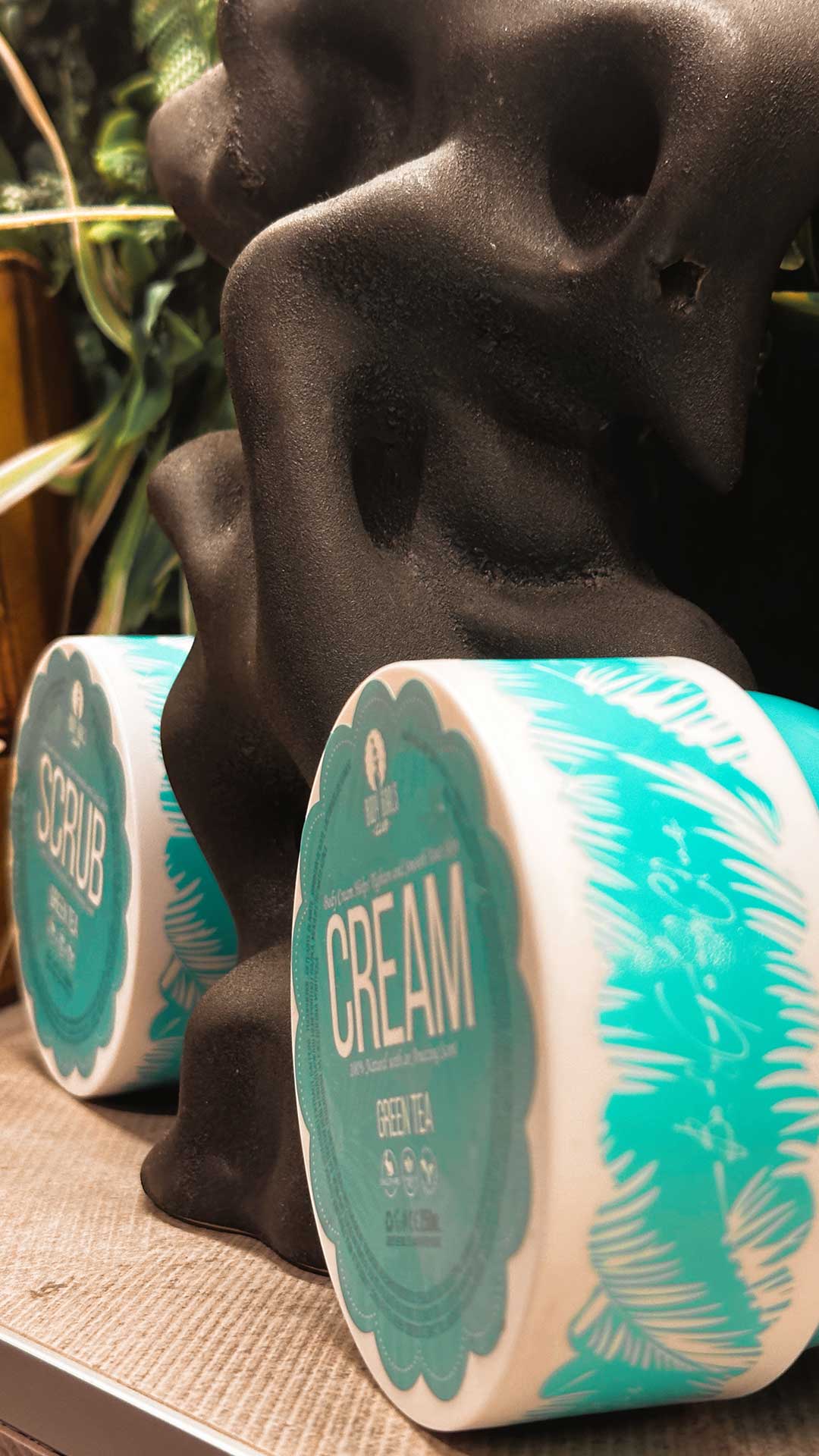 Crub_and_Cream_Cust_13.jpg